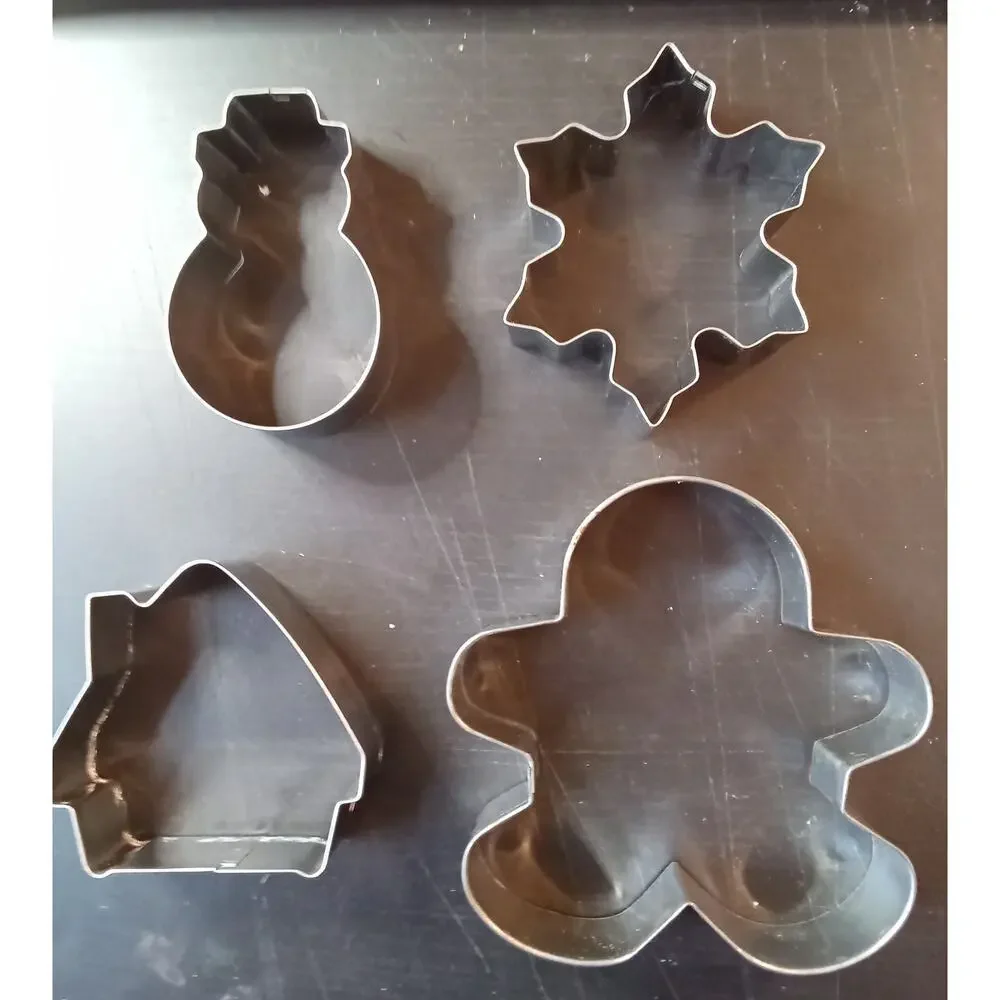 Vtg Cookie Cutter Lot Unbranded Tin Holiday Shapes- Snowman House Snowflake +5